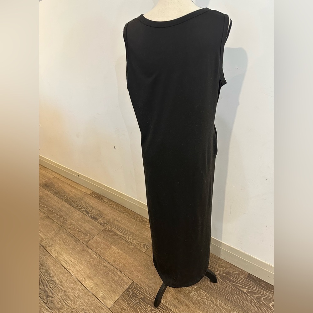 Black Backless Sleeveless Maxi Dress with Eye Motif.   R3 - Picture 2 of 3